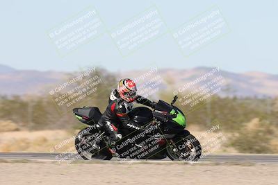 media/Dec-01-2025-Moto Forza (Mon) [[2daa91e15f]]/2-Intermediate Group/Session 3 (Turn 7 Inside Pans)/